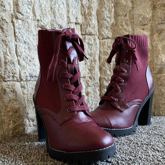 BCBGENERATION Lace-Up Booties (Size: 6) - Picture 10 of 12